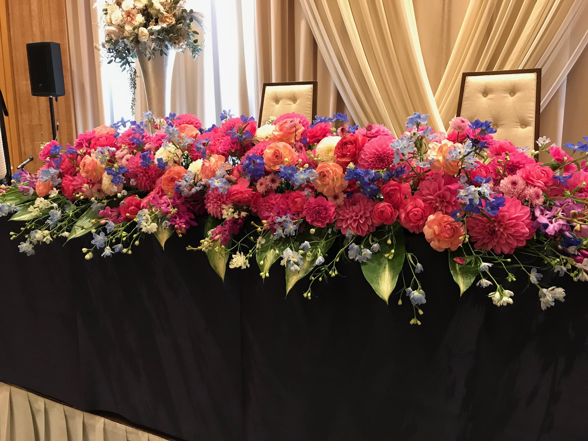 高砂装花 白カラー 結婚式 メインテーブル 装飾 ２次会 壁 造花 