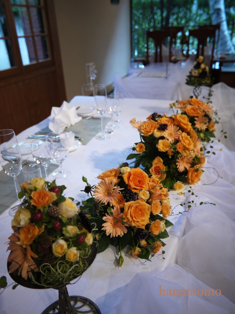 ウェディングの花　　会場装花　　メインテーブル