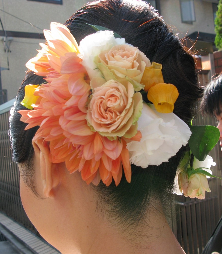 ウェディングの花　和の髪飾り